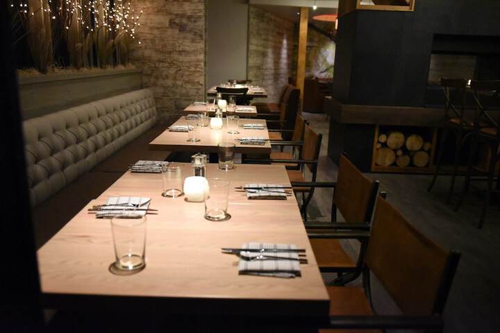 Dining 85 of 135