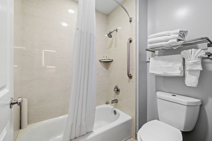 Hotel Skye SFO