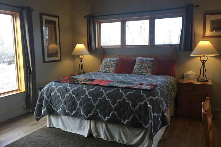 Yellowstone River Lodge