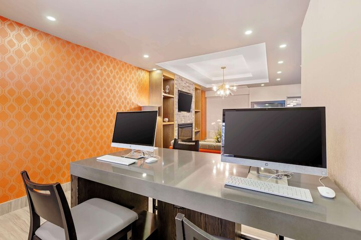 Best Western Plus Executive Inn