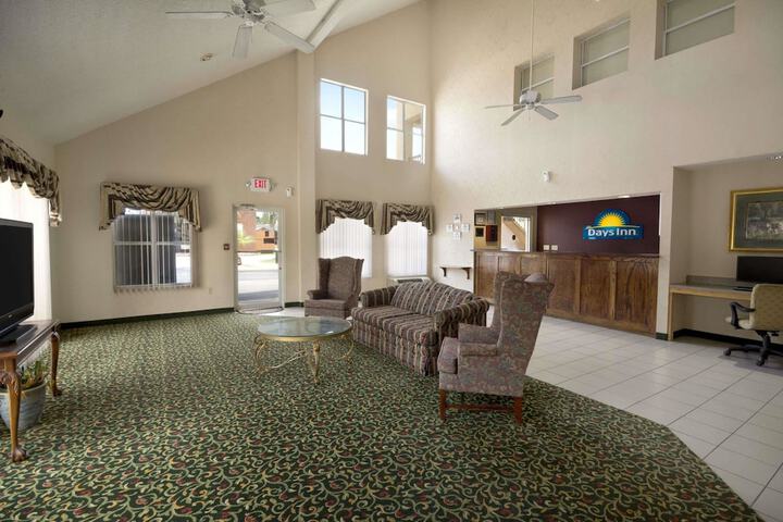 Hotel Interior 4 of 18