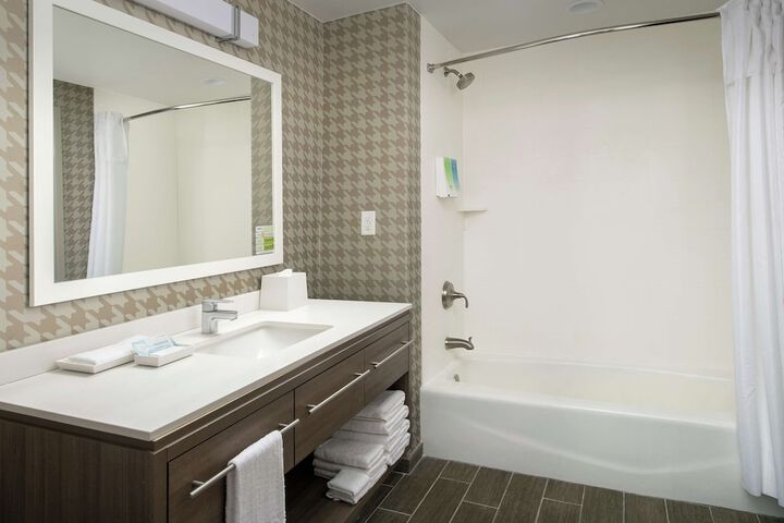 Home2 Suites by Hilton Lakeland South Polk Parkway