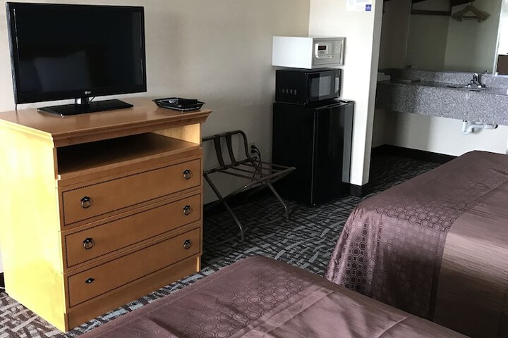 Carolina Inn & Suites of Lake Norman