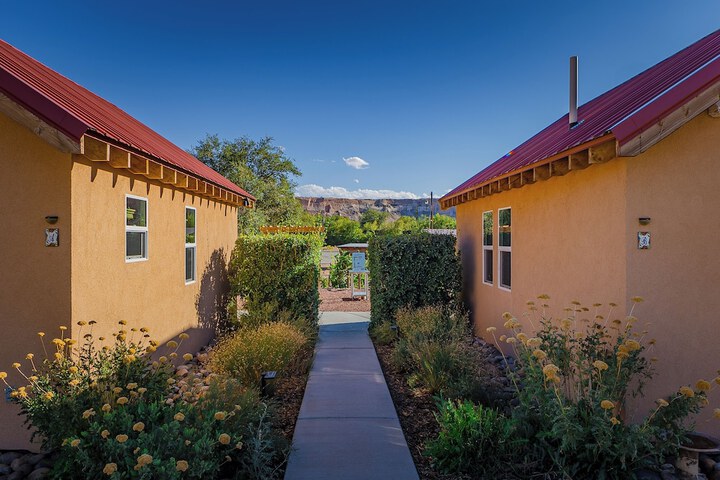 Willow Street Cottages