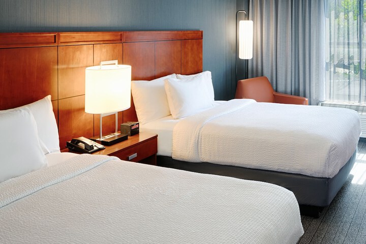 Room 21 of 44