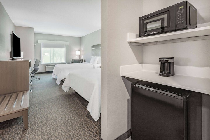 La Quinta Inn & Suites by Wyndham Jackson / Cape Girardeau