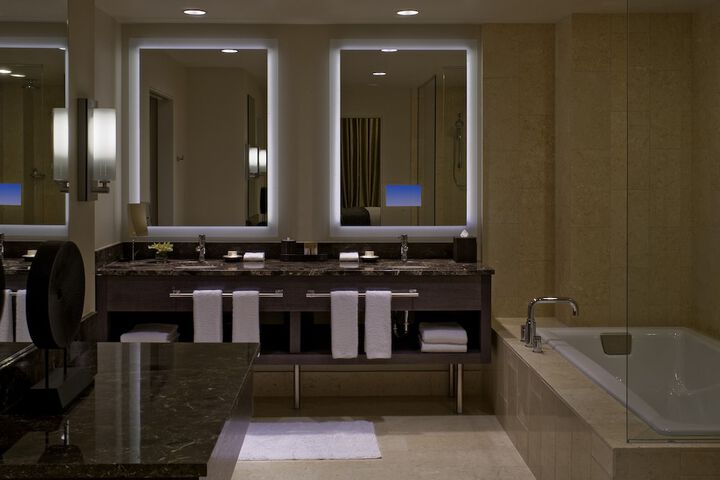 Hyatt at Olive 8