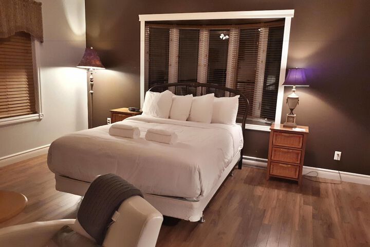 Room 30 of 47