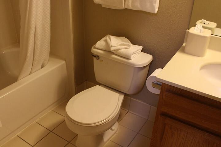 Room 32 of 56