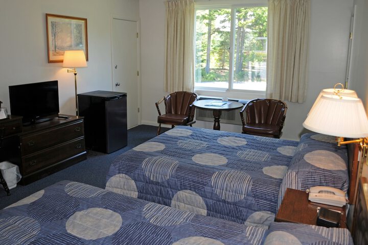 Room 30 of 48