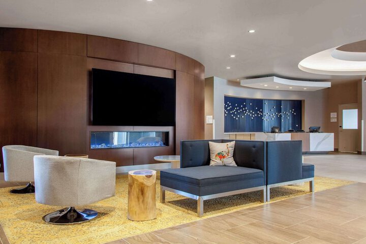 Hotel Interior 10 of 49