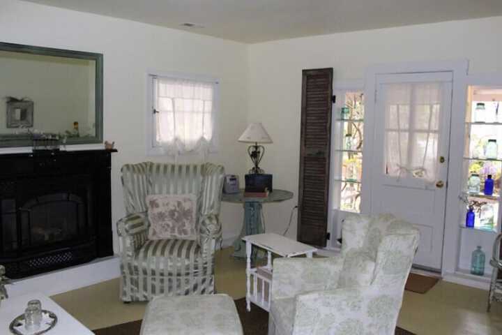 Room 35 of 40