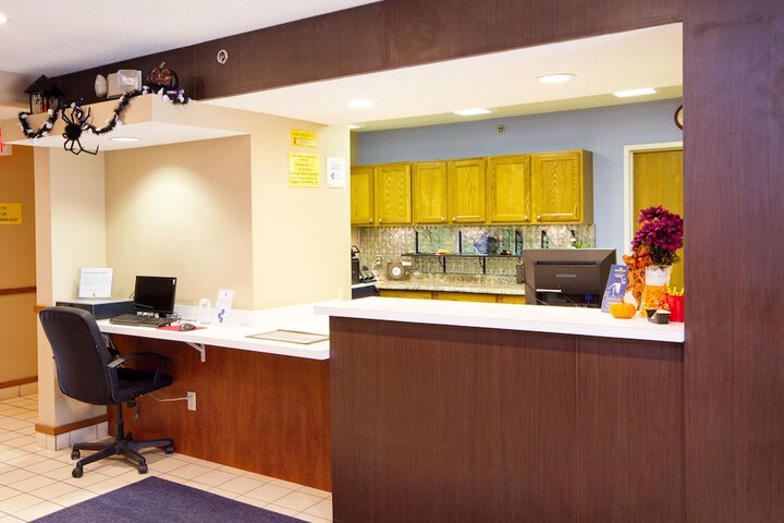 Business Center 35 of 36