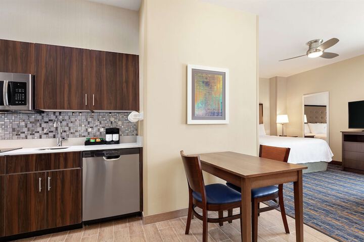 Room 15 of 36