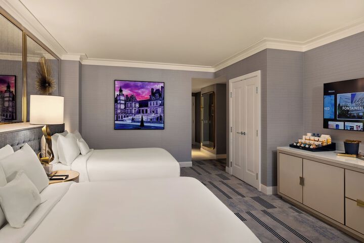 Room 48 of 182