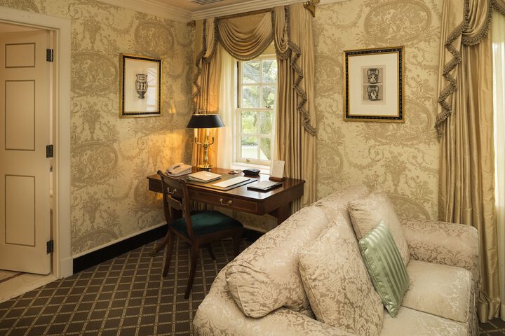 Williamsburg Inn an official Colonial Williamsburg Hotel