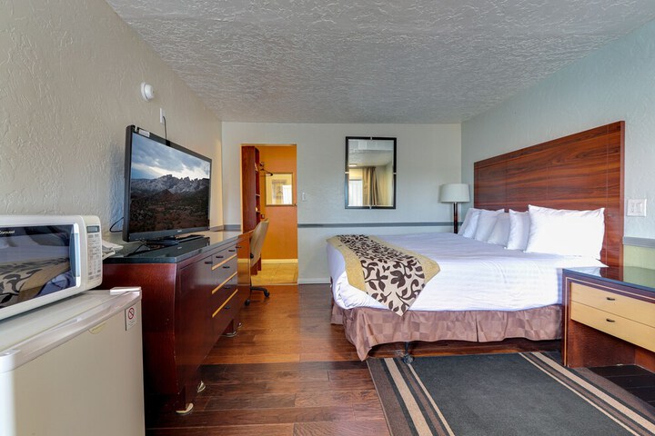 Room 29 of 47