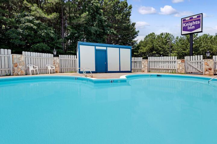 Pool 3 of 18