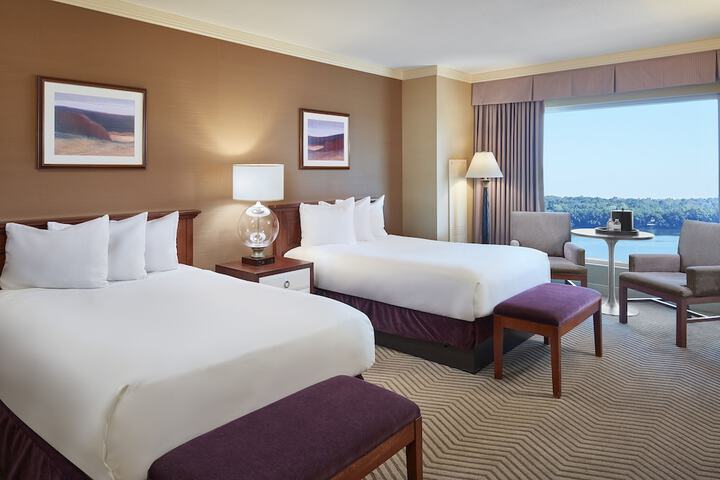 Harrahs Metropolis Hotel & Casino - a Caesars Rewards Destination
