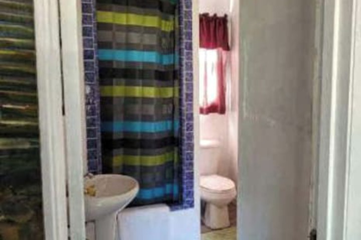 Room 72 of 111