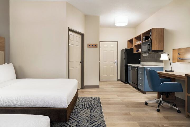 Room 27 of 45