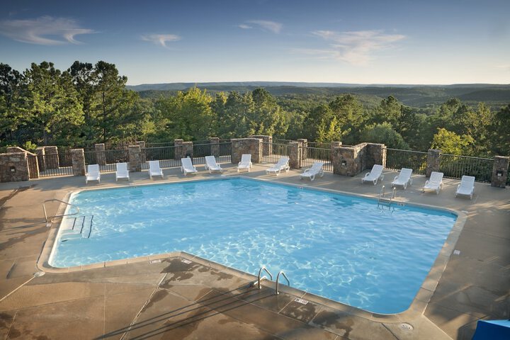 Pool 4 of 25