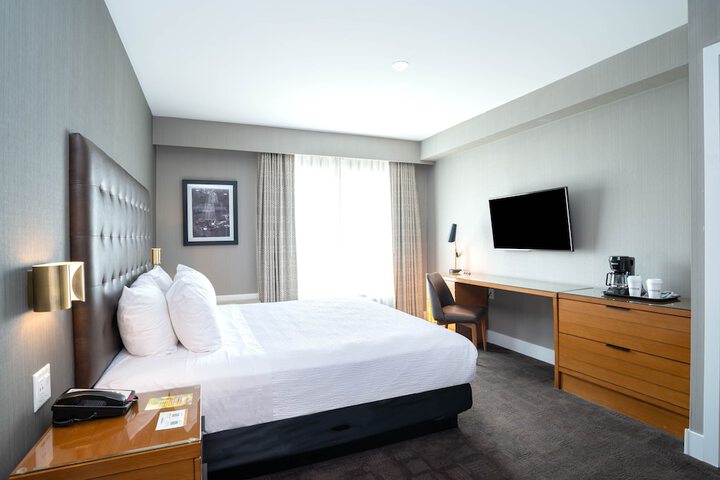 Room 44 of 67