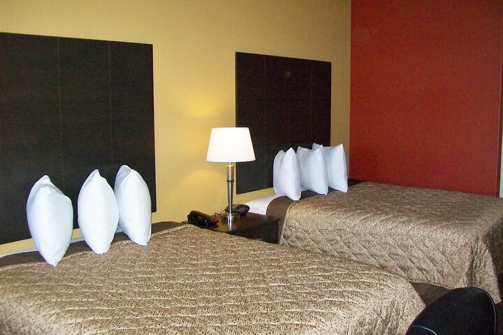 Room 12 of 26