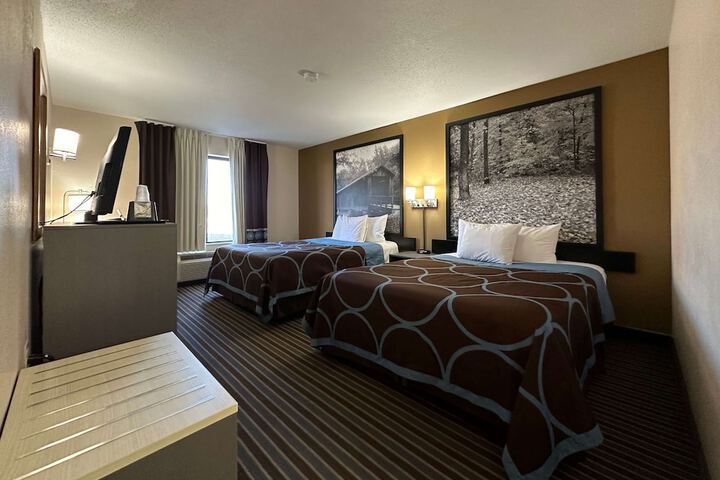 Room 16 of 35
