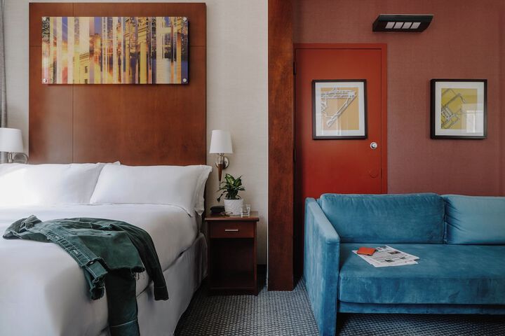 Room 20 of 38