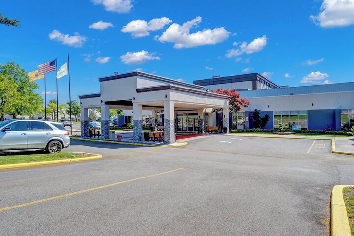 Holiday Inn Piscataway Somerset by IHG
