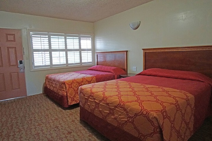 Room 27 of 29