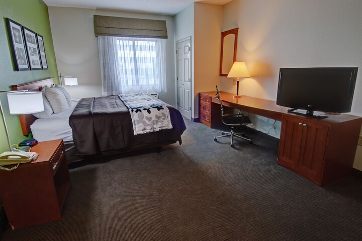 Room 25 of 72