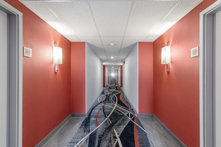 Ballroom/Hall 30 of 30
