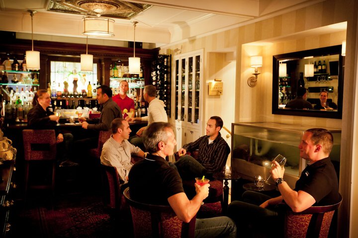 Crowne Pointe Historic Inn & Spa - Adults Only