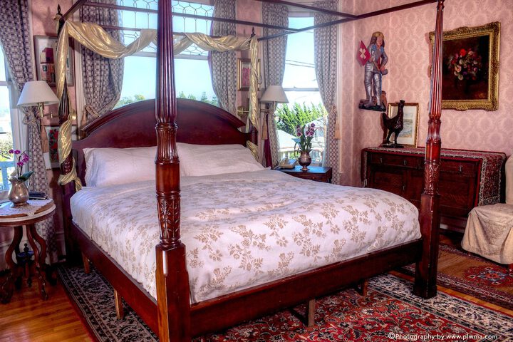 Room 33 of 55