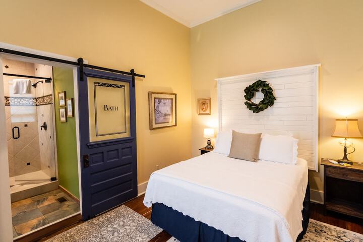 Kennedy Manor B & B