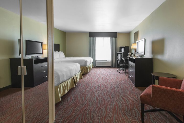 Room 18 of 42