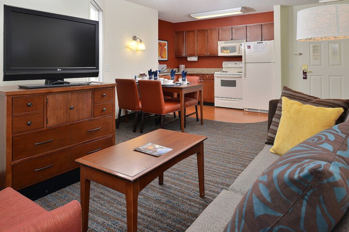 Room 21 of 50