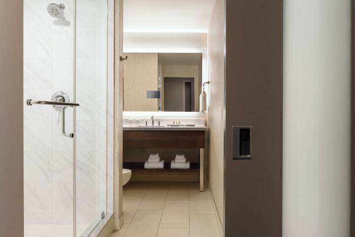 Room 56 of 101