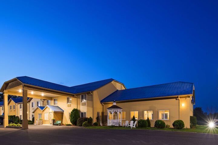 Hotel 2 of 32