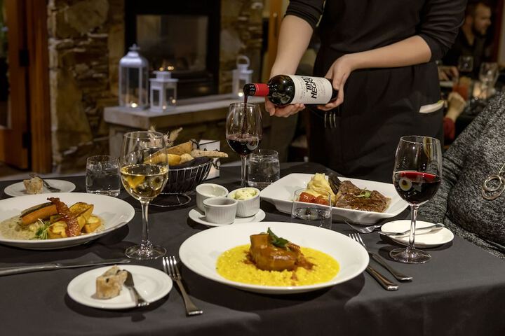 Dining 97 of 149