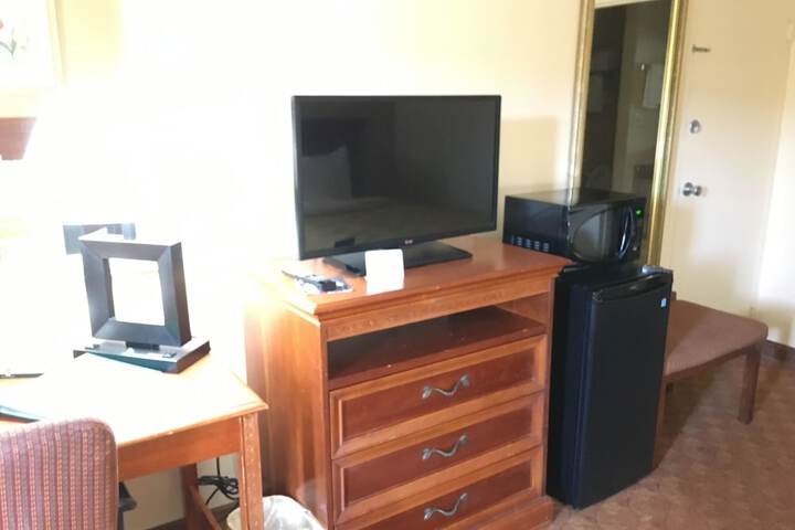 Room 42 of 68