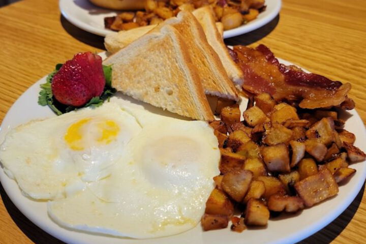 Breakfast/Coffee Service 74 of 85