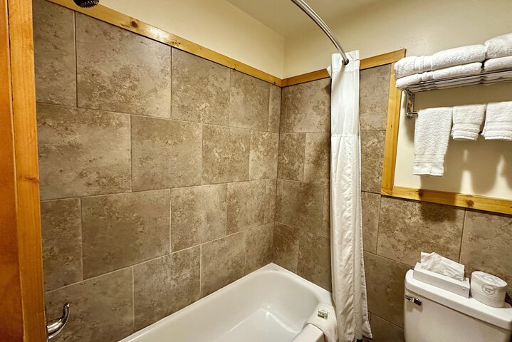 Americas Best Value Inn Wall