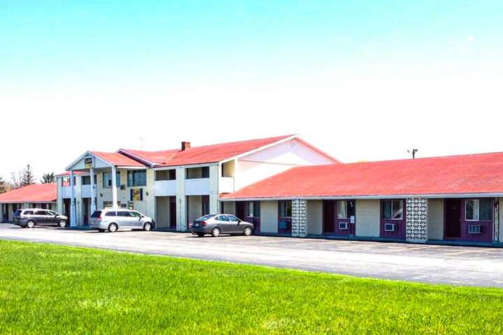 Hotel 5 of 38
