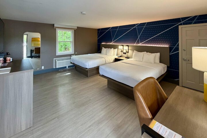 Comfort Inn & Suites Sturbridge - Brimfield