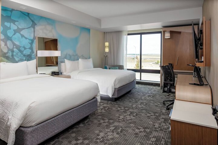 Room 10 of 19