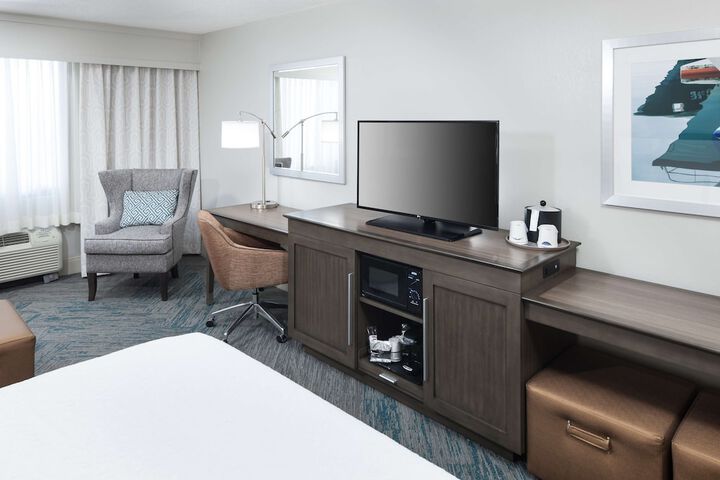 Room 15 of 34