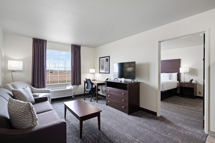 Room 5 of 33